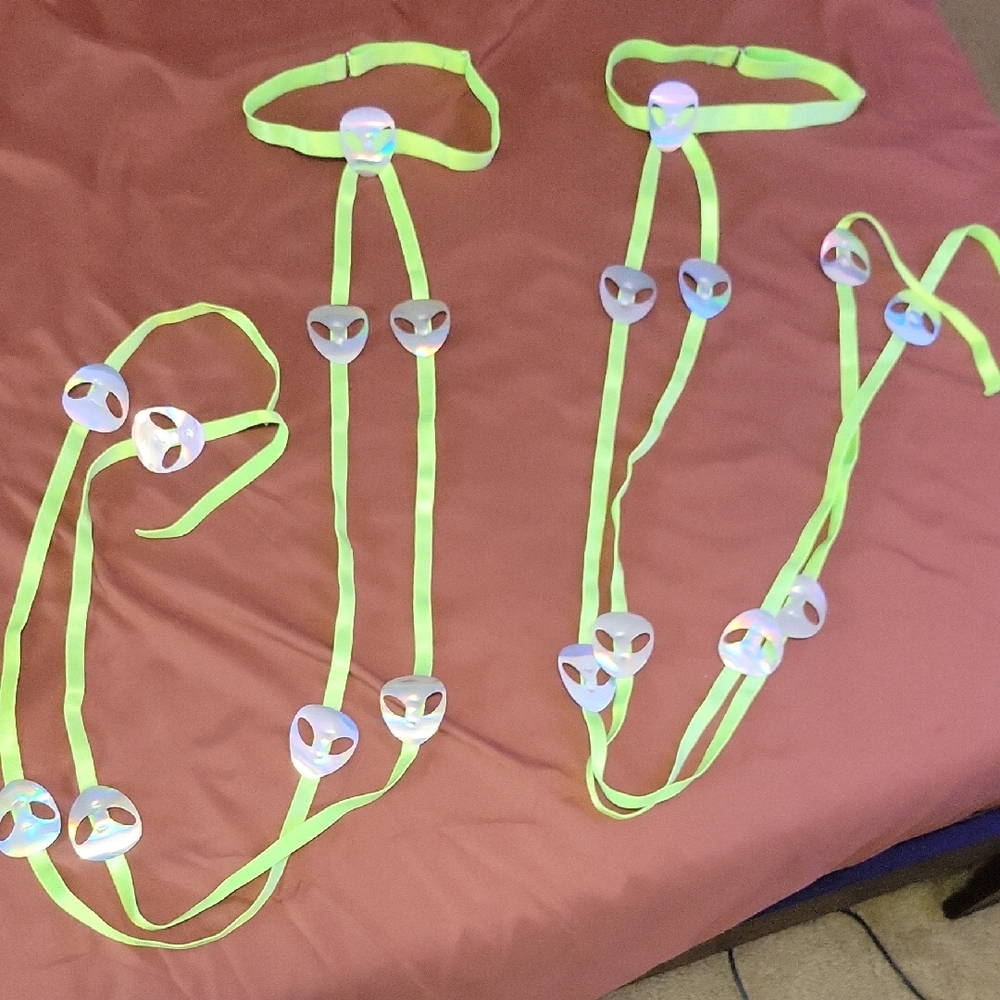 Neon Green Alien Face Leg Wraps